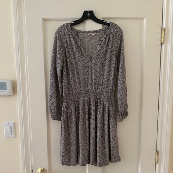 Faherty Montara Dress - Picture 1 of 11